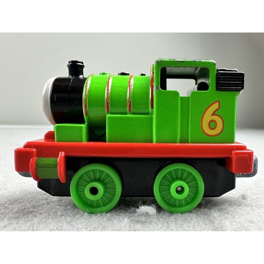 Thomas the Tank Engine and friends 2012 diecast Percy - Picture 5 of 7